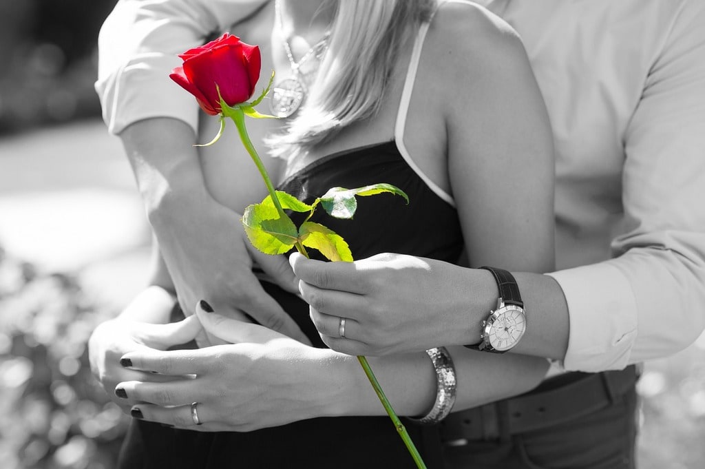 Les avantages d'une agence matrimoniale pour faire une rencontre à Agen